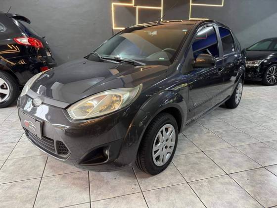 FORD FIESTA 1.6 ROCAM SEDAN 8V FLEX 4P MANUAL